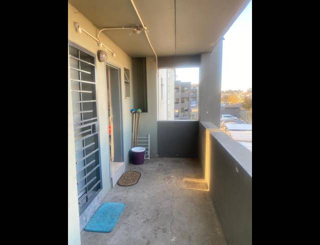 2 BEDROOM PROPERTY TO RENT IN FLEURHOF